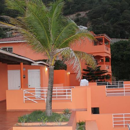 Rival Hotel Cap-Haïtien Exteriör bild