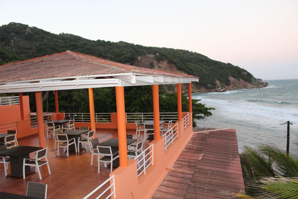 Rival Hotel Cap-Haïtien Exteriör bild
