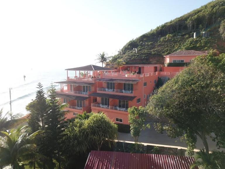 Rival Hotel Cap-Haïtien Exteriör bild